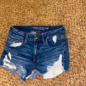 Dark blue high rise American eagle shorts with stretchy wasteband